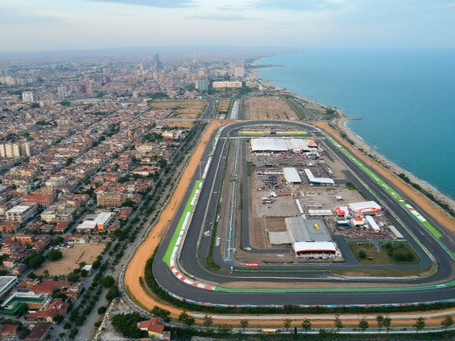 GP do Azerbaijão 2025: Verstappen crava a pole em classificação caótica com seis bandeiras vermelhas; Bortoleto larga em 13º
